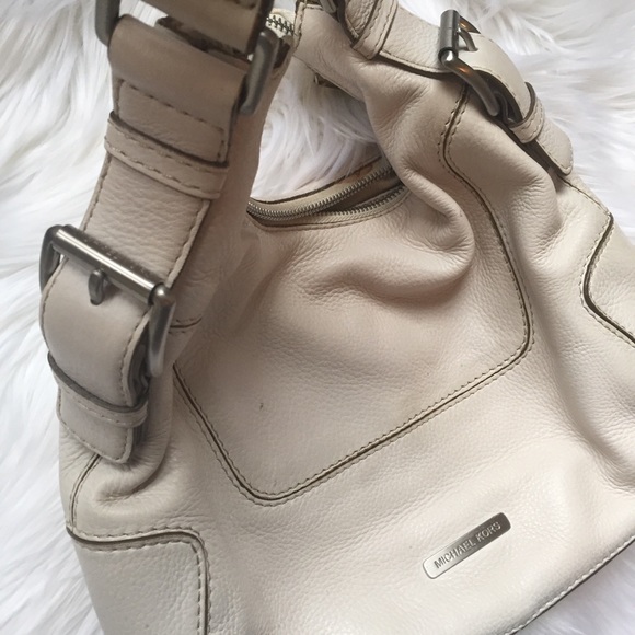 Michael Kors leather hobo shoulder bag - Picture 7 of 8